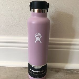 Lilac NWT Hydroflask  24oz Bottle💧
